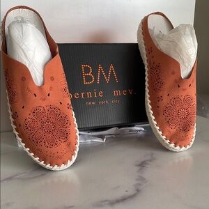 bernie mev. Orange Mules with White Sole
